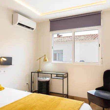 Ferienwohnung Acogedora Casa Junto Al Mar ,Cerca Del Centro Urbano Málaga Exterior foto